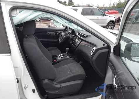 2016 Nissan Rogue S z USA, uszkodzony, nr VIN KNMAT2MV5GP633401